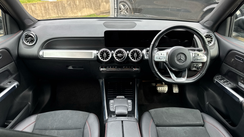 Mercedes-Benz GLB 200 AMG Line Premium 5dr 7G-Tronic Petrol Estate